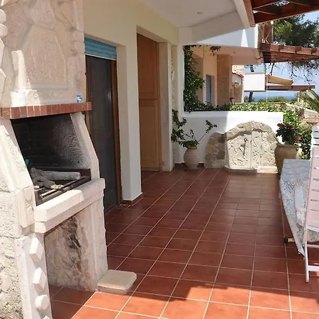 Yades Elegant 2 Minutes Away From The Tatil Evi