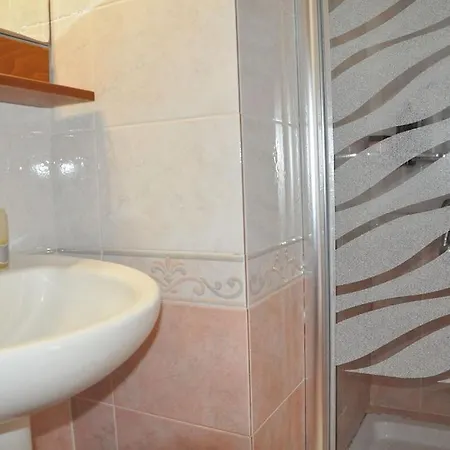 Yades Elegant 2 Minutes Away From The Case de vacanță