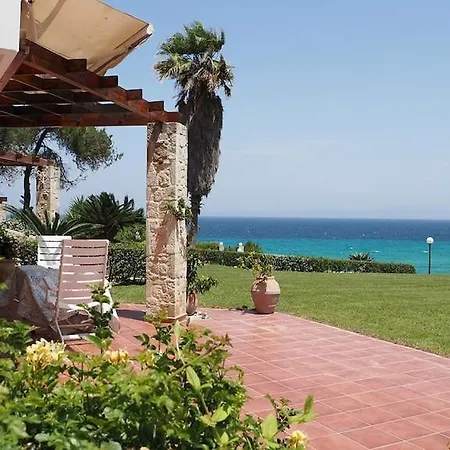 Casa vacanze Yades Elegant 2 Minutes Away From The *