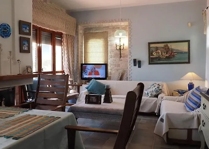 Yades Elegant 2 Minutes Away From The 度假居