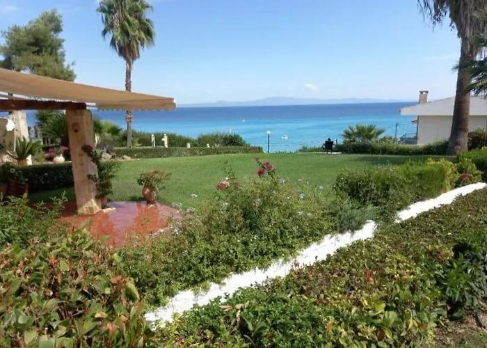 度假居 Yades Elegant 2 Minutes Away From The *